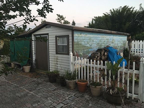 3rd image of 3481 Morningside Dr