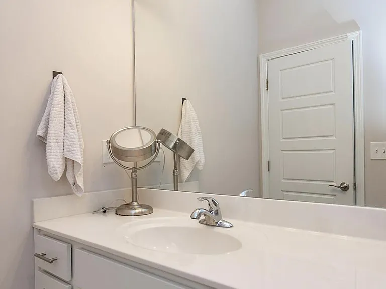 144 McCowans Ferry Aly — Photo 15