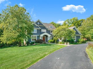 6615 Old Darby Trl NE, Ada, MI 49301