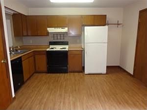 4th image of 217-D 1st St SE