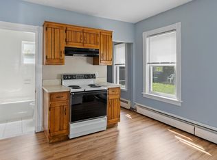 22 Forest Ave FLOOR 1, Cumberland, RI 02864