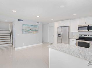 737 45th St, West Palm Beach, FL 33407