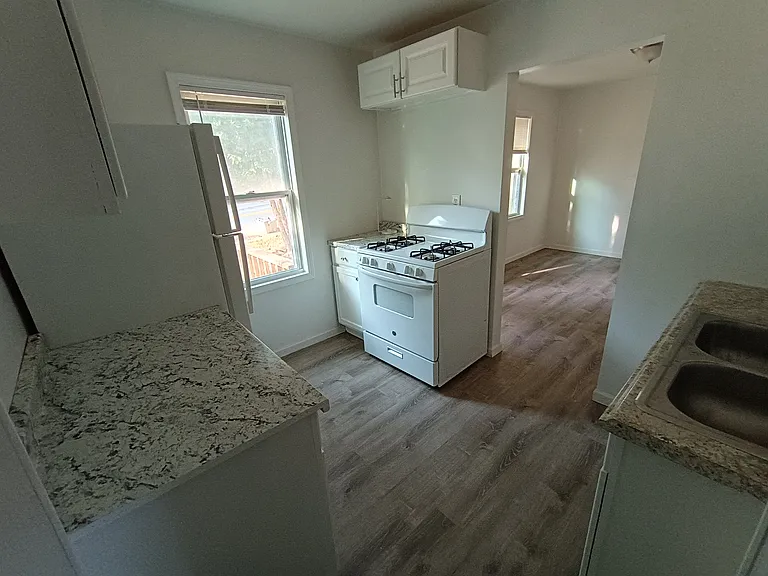 833 Heights Rd #A — Photo 17