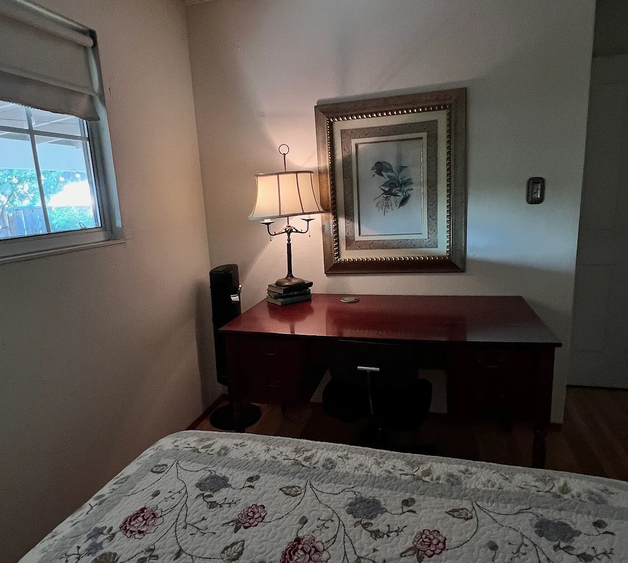 6 bed, 3000 sqft, $1,400 — Photo 2