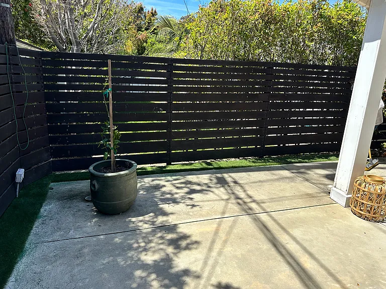 11336 Montana Ave — Photo 50