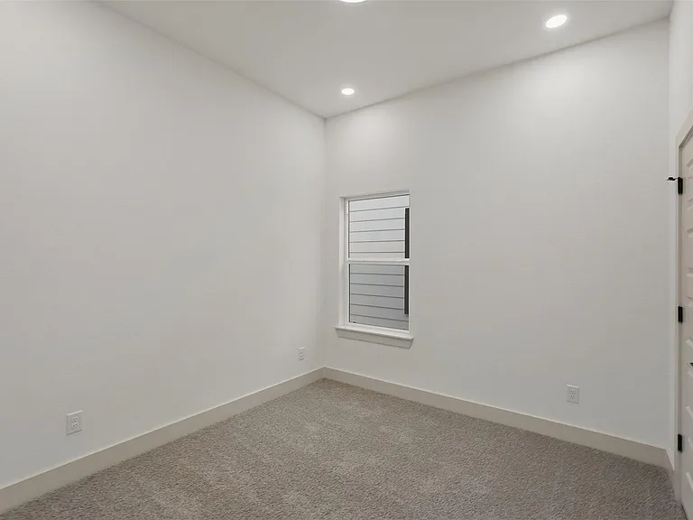 9819 Turnbow St #D — Photo 25