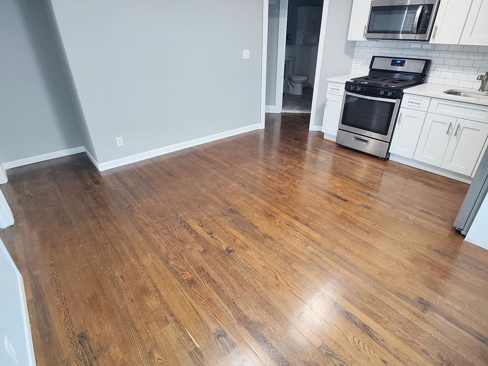 1st image of 211 Jessamine Ave