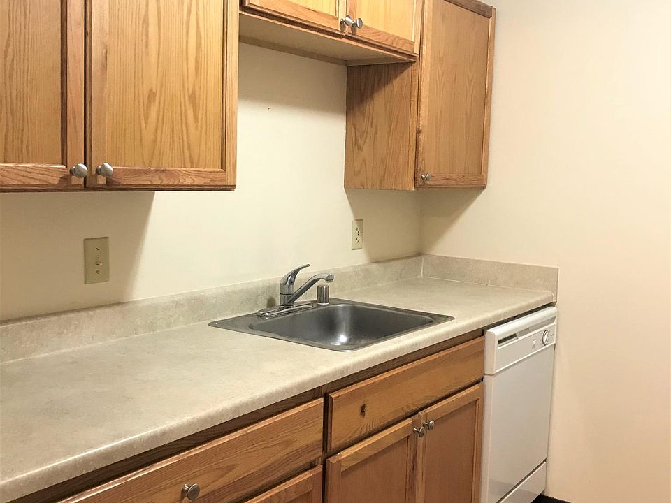 1st image of 2424 Chalet Gardens Ct