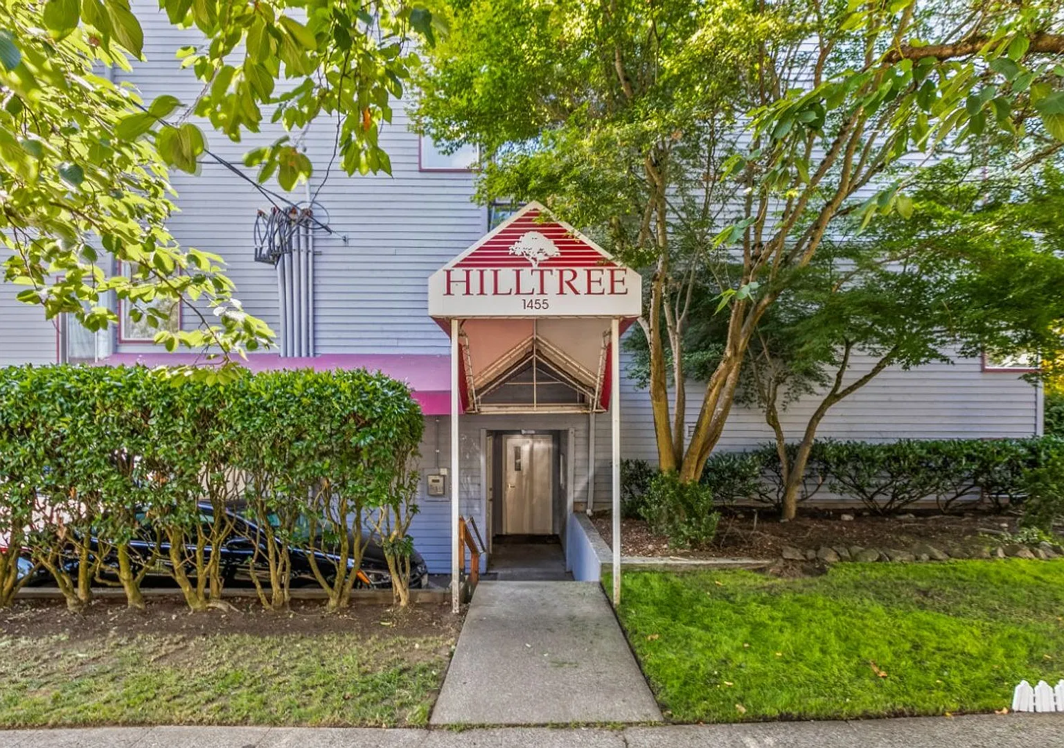 1455 E Harrison Street — Photo 2