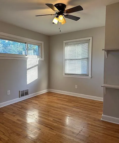 1212 Deerwood St — Photo 9