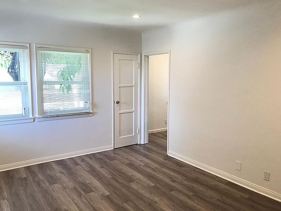 4th image of 1108 Waterloo St Unit 6