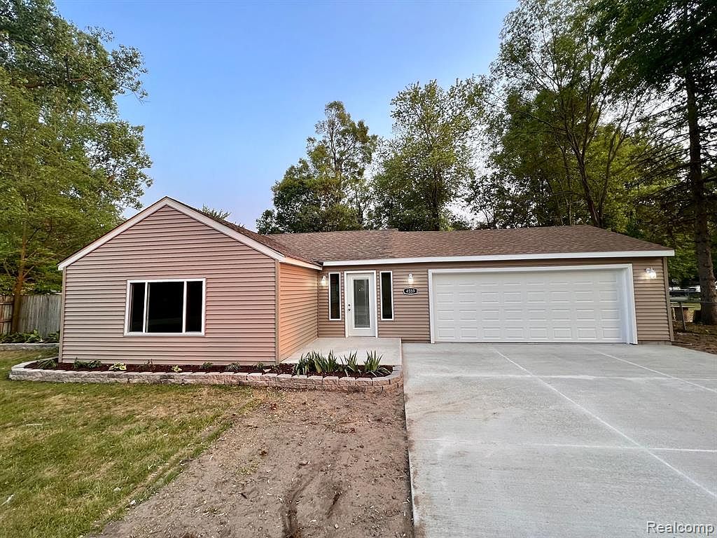 4559 Woodhull Dr, Clarkston, MI 48346 Zillow