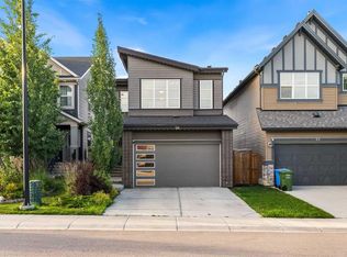 96 S Belmont Ter SW, Calgary, AB T2X 4H5