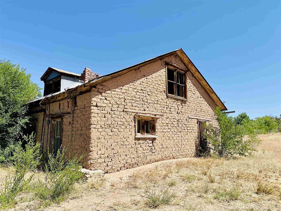 1st image of 12 Camino De Los Bacas