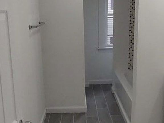 3rd image of 14 Harlow St #1