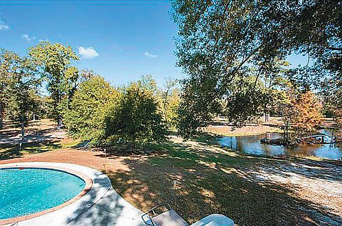 2nd image of 61143 Dogwood Dr