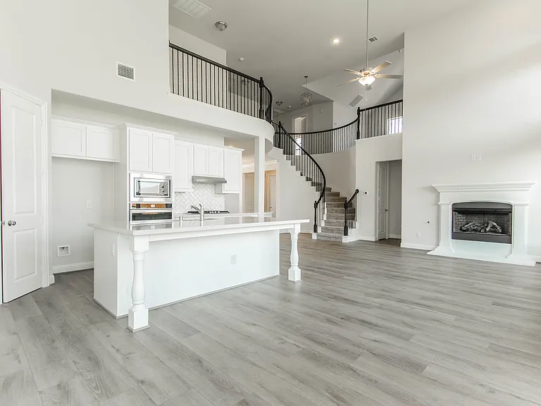 1010 Hunters Creek Dr — Photo 15