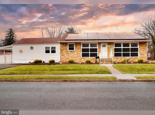 35 Bradway Ave, Ewing, NJ 08618