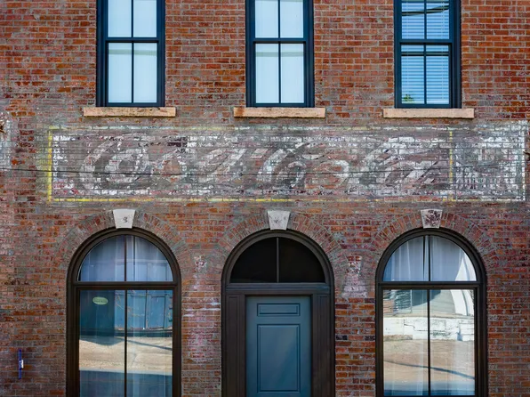 171 N Central Ave #A, Batesville, AR 72501