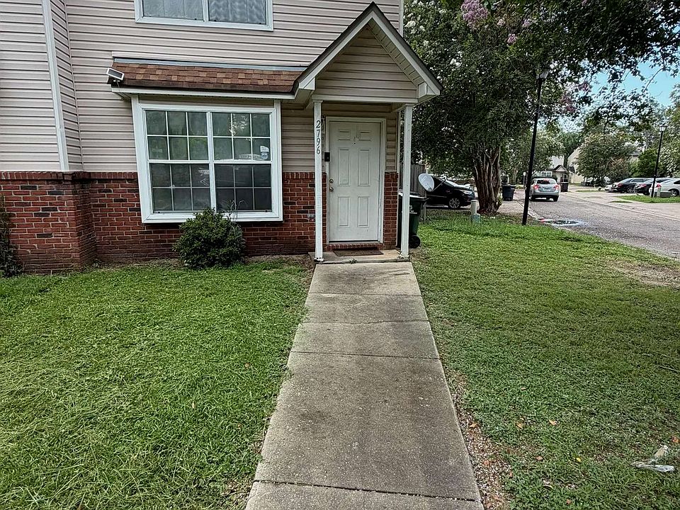 1st image of 2796 Tess Cir