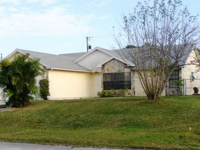 2461 SW Page Cir, Port Saint Lucie, FL, 34953