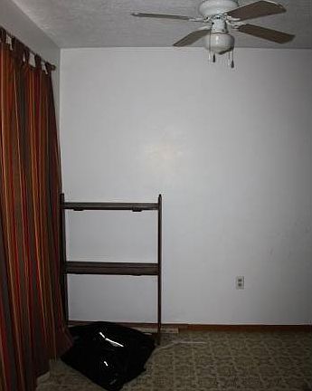 5th image of 433-437 Windmill Dr