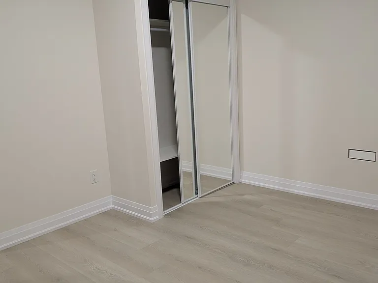 2445 Charles Cornwall Ave #BASEMENT — Photo 5