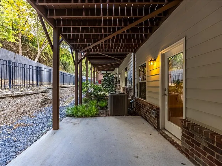 1394 Doublegate Dr — Photo 47