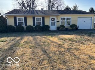 2685 Streamside Dr, Columbus, IN 47203