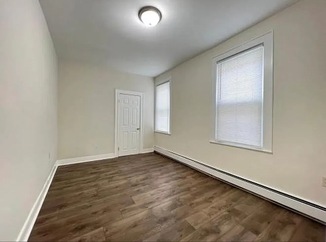 2 bed, $1,900 — Photo 3