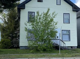 531 Hammond St, Bangor, ME 04401