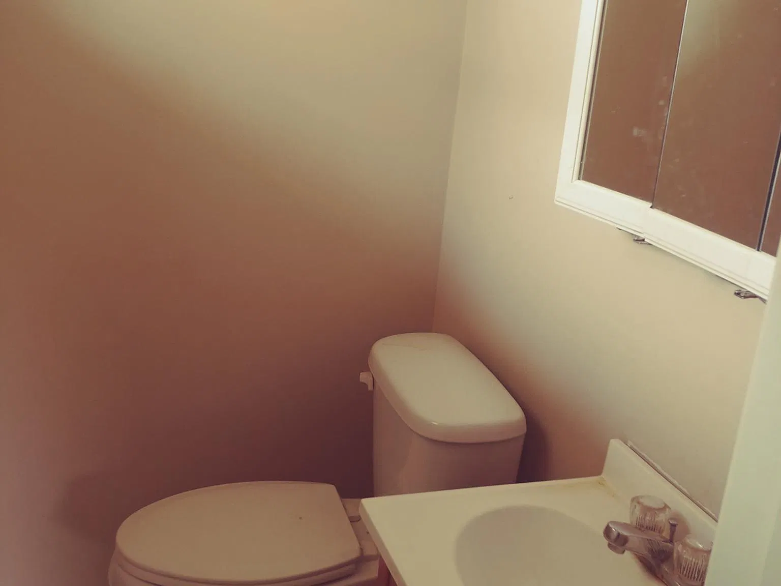 3 bed, 988 sqft, $1,450 — Photo 4