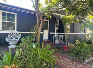 1005 16th St N, Saint Petersburg, FL 33705