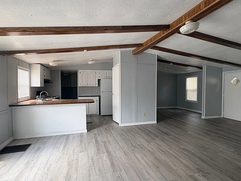 11640 County Road 579 — Photo 17