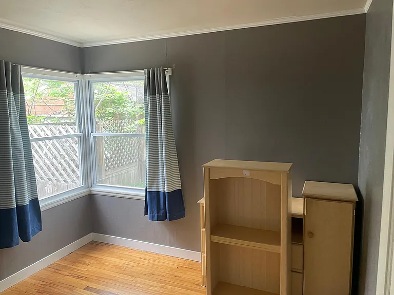 2818 Myrtle St — Photo 11