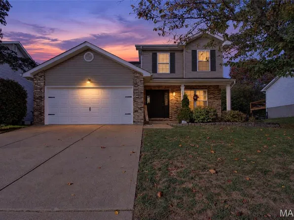 1028 Parc Central Dr, Festus, MO 63028