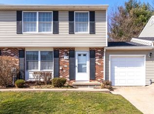 7373 N Chestnut Commons Dr, Mentor, OH