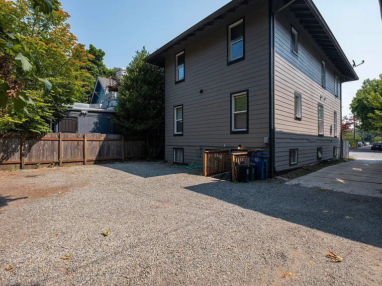 955 23rd Ave — Photo 14