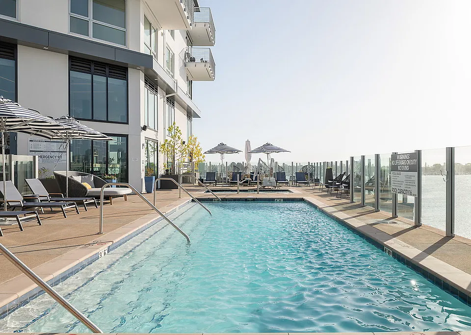 Portico Waterfront