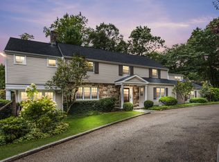 25 Highfield Ln, Darien, CT 06820