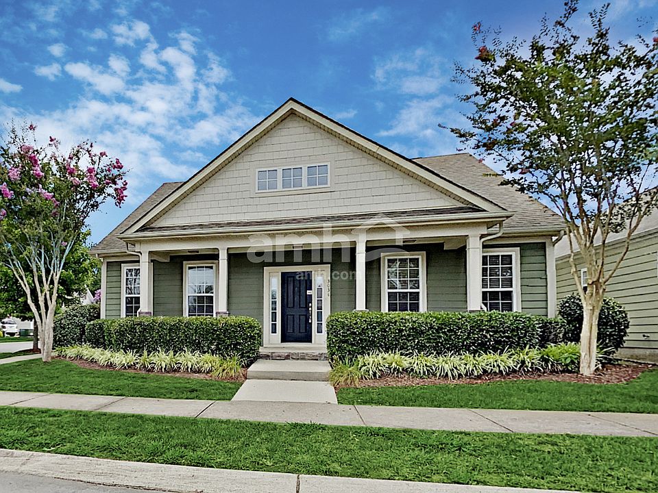 1st image of 3034 Bienville Dr