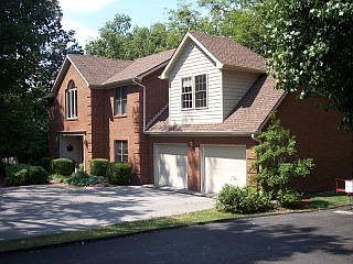 5th image of 124 Norwood Dr