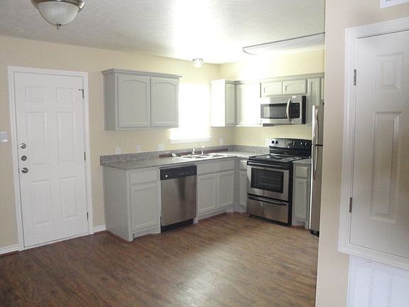 3rd image of 2719 Avenue H