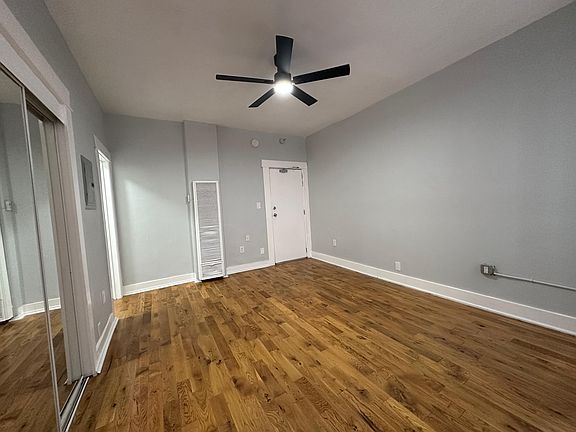 2nd image of 1647 W 11th St APT 109