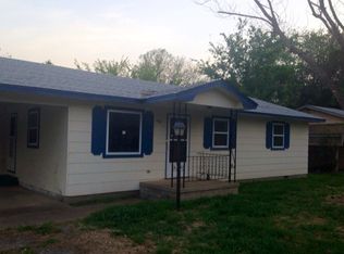 205 Park Ln, Pawnee, OK 74058