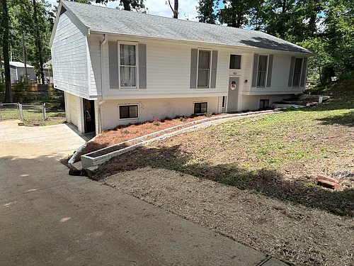 908 Crawford Cir Photo 1