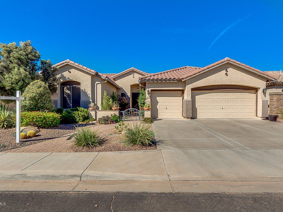 1st image of 4158 E Clubview Dr
