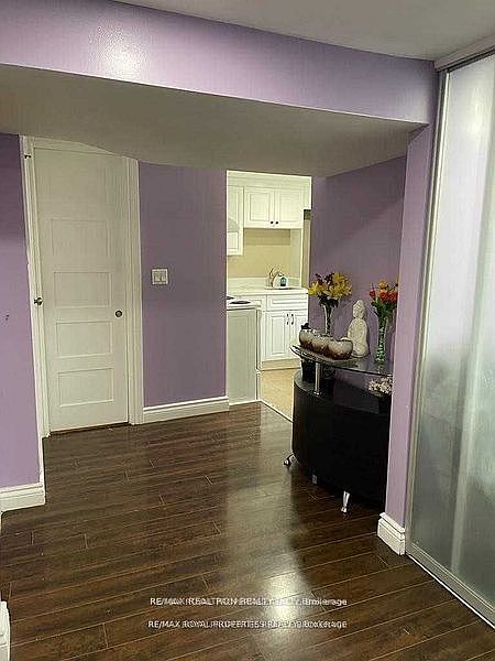 Ajax House for rent - 1 Bedroom — photo 7