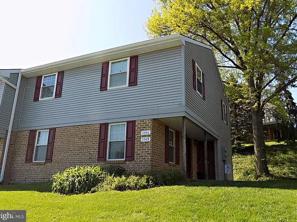 1751 Long Dr, York, PA 17406