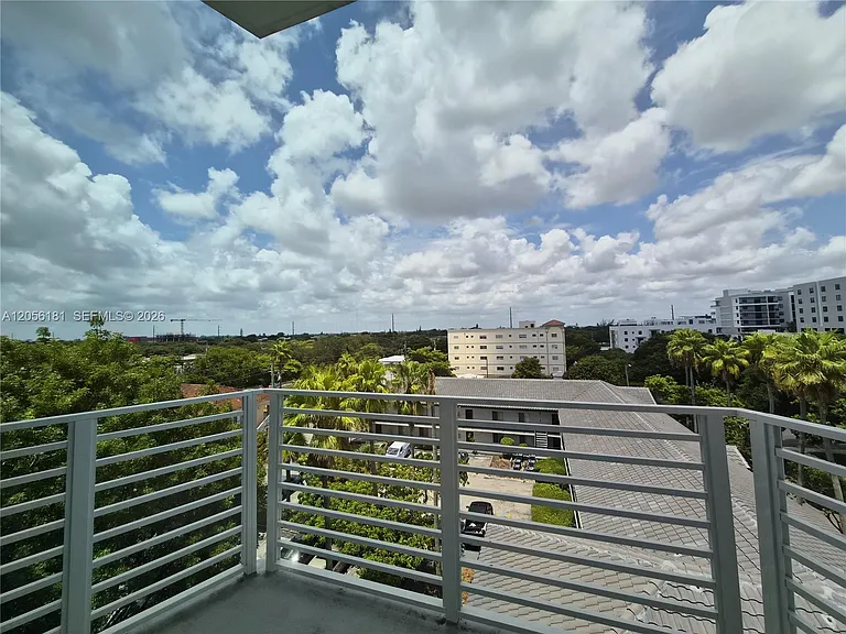 1938 Jackson St #502 — Photo 5